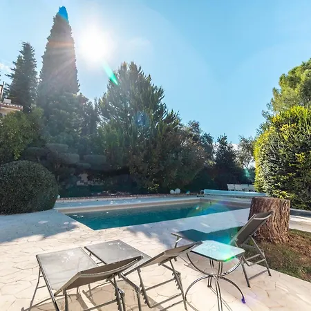 Rentitspain Grand Luxury Piscina & Jacuzzi Granada Villa *